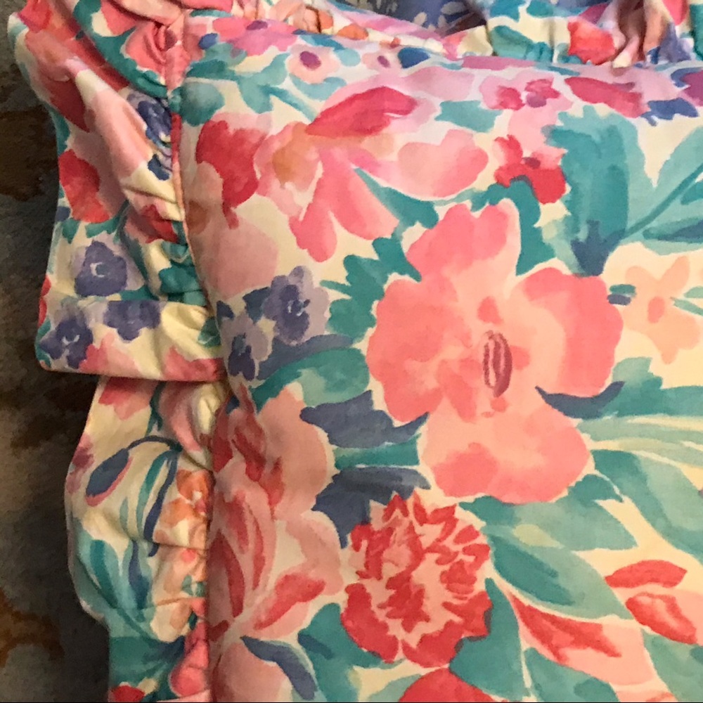 CUSTOM DESIGNER FLORAL ACCENT PILLOW  22” X 22” - Picture 6 of 6